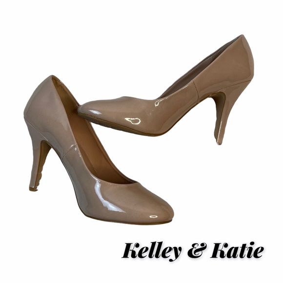 Kelly & Katie Shoes Kelly Katie Classic Nude Heels Patent Leather